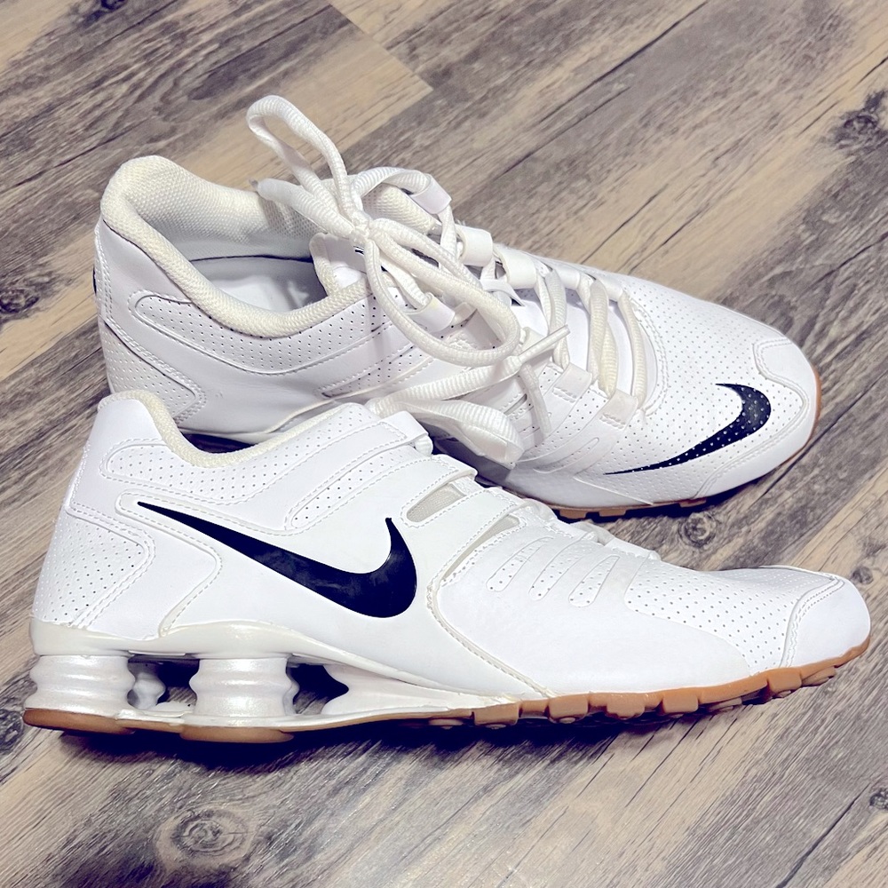 Men’s Nike Shox